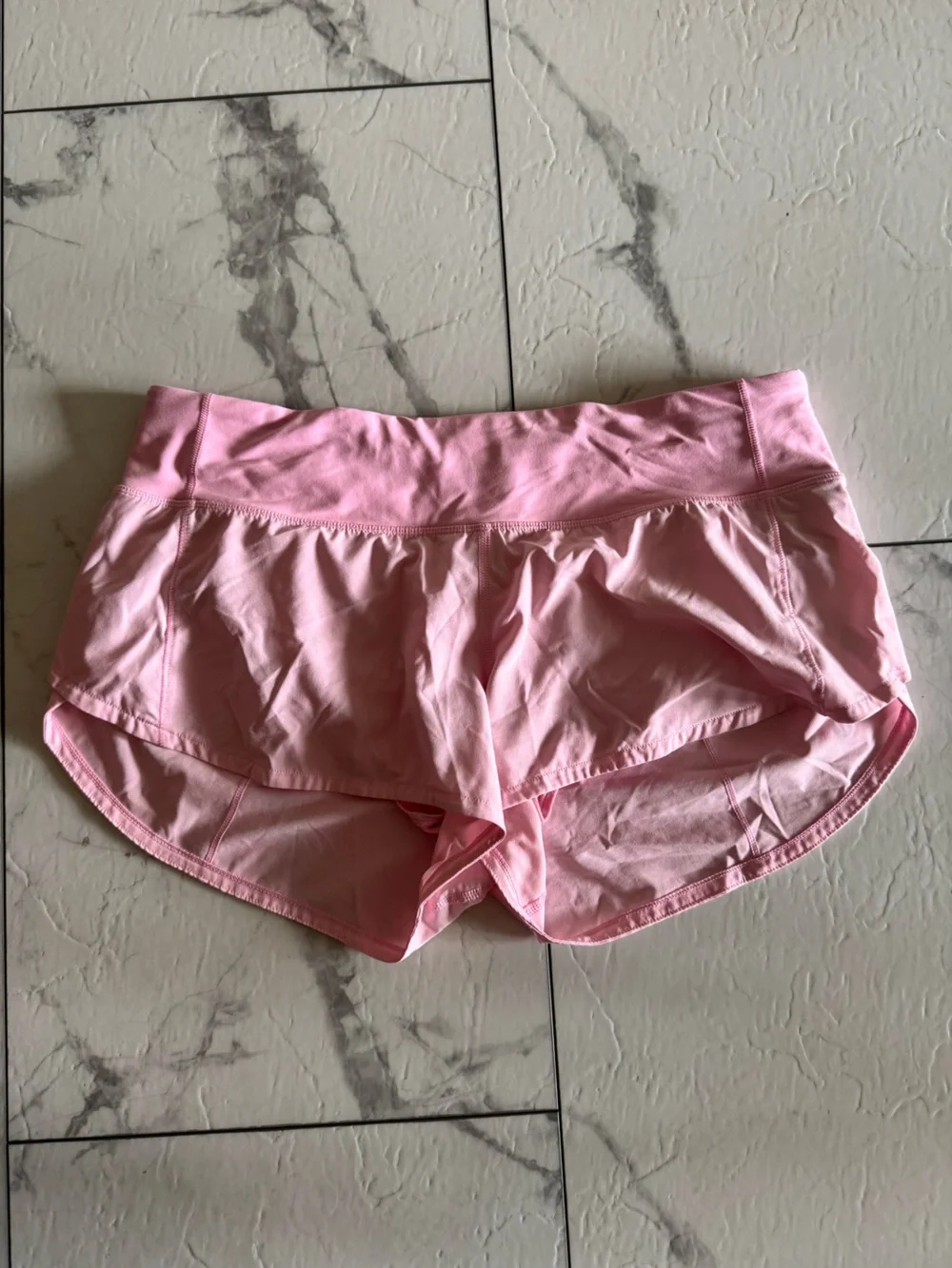 🍋 Lululemon Speed Short *2.5”